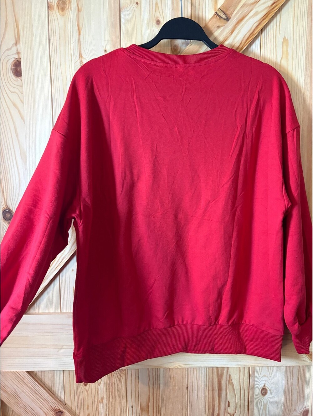 Red Chiefs Sweatshirt with Heart Logo, Size Large - Picture 2 of 5
